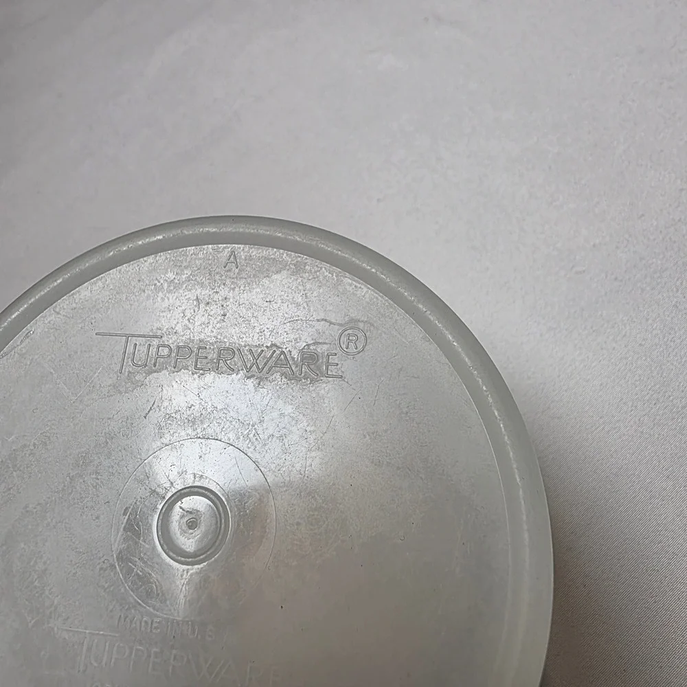 Tupperware Food Storage Container Small Translucent White 563-2 250-5 USA‎